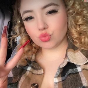 Meet your Posher, Idalina